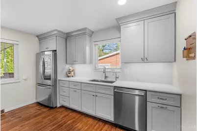 1218 Meriweather Avenue, Cincinnati, OH 45208 - Photo 10