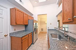 11971 Olde Dominion Dr, Symmes Township, OH 45249 - Photo 14