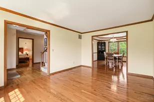 914 Cedar Park Dr, Delhi Township, OH 45233 - Photo 10