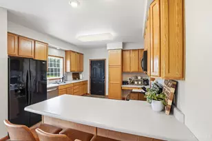 76 Whitethorne Ct, Union Twp, OH 45177 - Photo 16