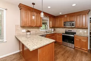 2475 Pond Run Ave, Anderson Township, OH 45244 - Photo 8