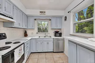 1046 Fashion Ave, Delhi Township, OH 45238 - Photo 12