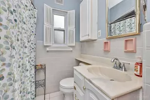 1046 Fashion Ave, Delhi Township, OH 45238 - Photo 16