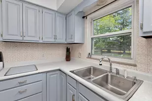 1046 Fashion Ave, Delhi Township, OH 45238 - Photo 14