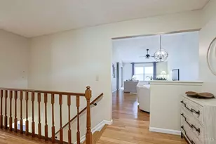 680 Stoneharbor Ln, Hamilton Township, OH 45039 - Photo 4
