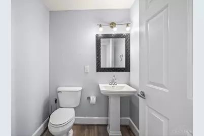 551 E Thirteenth Street #4, Cincinnati, OH 45202 - Photo 8