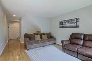 9864 Timbers Dr, Blue Ash, OH 45242 - Photo 12
