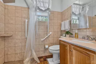 301 Central Ave, Lockland, OH 45215 - Photo 12