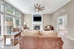 6215 Holly Hill Ln, West Chester, OH 45069 - Photo 8