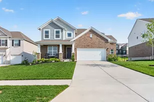 8166 Moonstone Dr, West Chester, OH 45241 - Photo 2