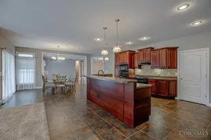 218 Random Dr, Hamilton, OH 45013 - Photo 8