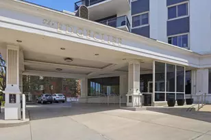 2200 Victory Pkwy, Cincinnati, OH 45206 - Photo 4