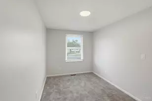 10380 Hawkhurst Dr, Colerain Township, OH 45231 - Photo 24