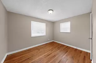 1149 Madeleine Cir, Springfield Township, OH 45231 - Photo 10