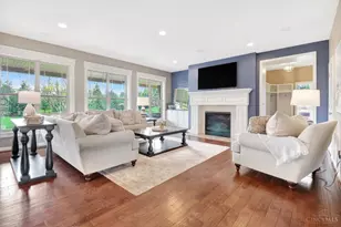 4966 Whispering Creek Ct, Hamilton Township, OH 45039 - Photo 8