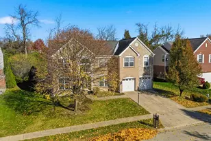 2585 Hingham Ln, Centerville, OH 45459 - Photo 2