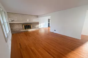 2175 Carlsbory Dr, Springfield Township, OH 45231 - Photo 4