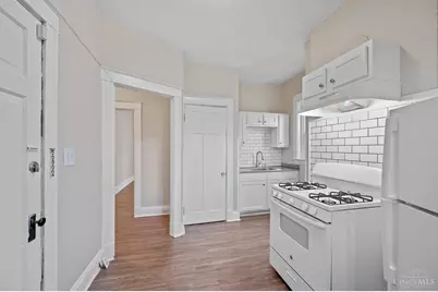 816 Windham Avenue, Cincinnati, OH 45229 - Photo 12