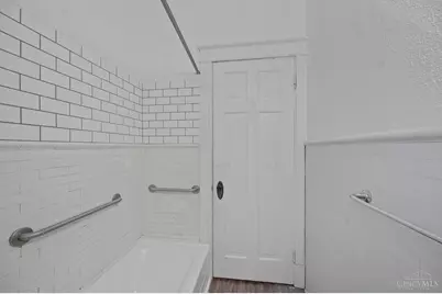 816 Windham Avenue, Cincinnati, OH 45229 - Photo 24
