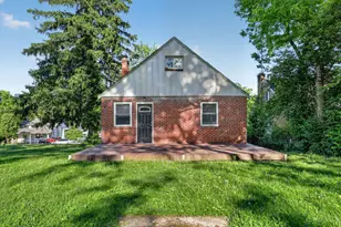 567 Greenwell Ave, Delhi Township, OH 45238 - Photo 4
