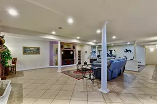8077 Laurel Lake Ct, Liberty Township, OH 45044 - Photo 48