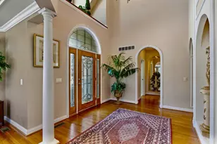 8077 Laurel Lake Ct, Liberty Township, OH 45044 - Photo 6