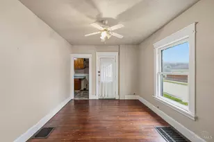 722 Elwood St, Middletown, OH 45042 - Photo 8