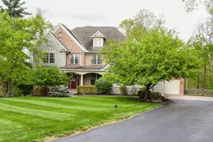 8592 Concord Hills Cir, Sycamore Township, OH 45243 - Photo 4