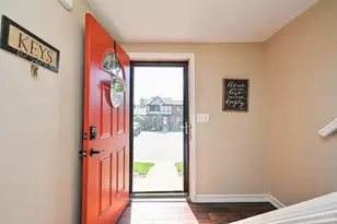 465 Vancover Ct, Union Township, OH 45244 - Photo 2