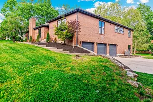 5960 Eaglet Dr, West Chester, OH 45069 - Photo 2