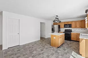 14 Hummingbird Way, Pierce Township, OH 45102 - Photo 16