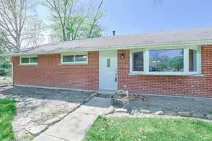 9117 Stephanie St, Centerville, OH 45458 - Photo 4