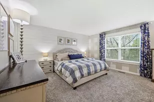 6017 Turning Leaf Way, Hamilton Township, OH 45039 - Photo 12