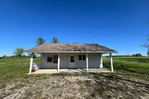 25954 Schantz Rd, Sunman, IN 47041 - Photo 2