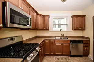 2929 Cortelyou Pl, Cincinnati, OH 45213 - Photo 2