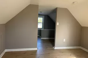 1913 St Clair St, Hamilton, OH 45011 - Photo 2