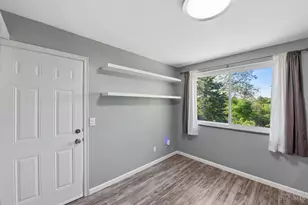 627 Roebling Rd, Cincinnati, OH 45238 - Photo 12