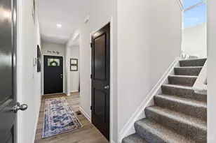 72 Marigold Ln, Pierce Township, OH 45102 - Photo 6