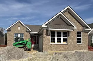4518 Renaissance Park Dr, Middletown, OH 45005 - Photo 2