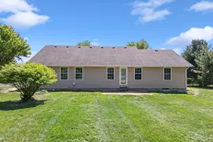 70 Dutch Creek Dr, Chester Township, OH 45177 - Photo 6
