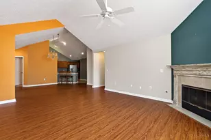 1364 Cotswold Ln, Hamilton, OH 45013 - Photo 4