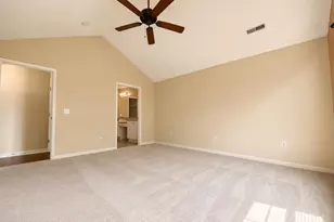 1364 Cotswold Ln, Hamilton, OH 45013 - Photo 14