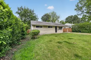 8779 Daly Rd, Springfield Township, OH 45231 - Photo 2