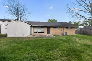 8819 Grenada Dr, Springfield Township, OH 45231 - Photo 4