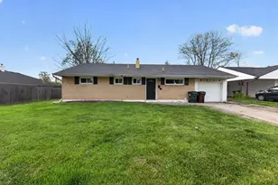 8819 Grenada Dr, Springfield Township, OH 45231 - Photo 4
