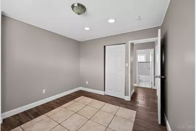 8819 Grenada Drive, Springfield Township, OH 45231 - Photo 8