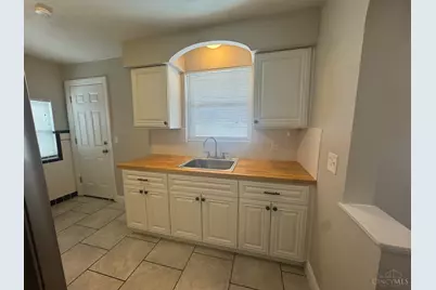 7849 Seward Avenue, Cincinnati, OH 45231 - Photo 8
