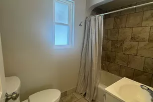 7849 Seward Ave, Cincinnati, OH 45231 - Photo 12