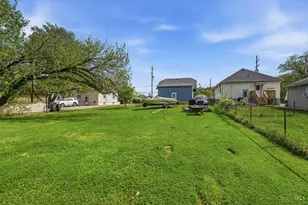 1382 W Galbraith Rd, Cincinnati, OH 45231 - Photo 32