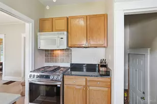 1382 W Galbraith Rd, Cincinnati, OH 45231 - Photo 12